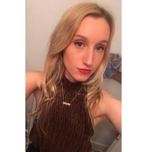 Meet your Posher, Holly